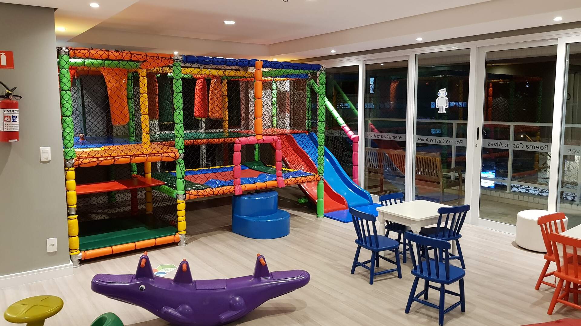 Apartamento à venda no Embaré: 