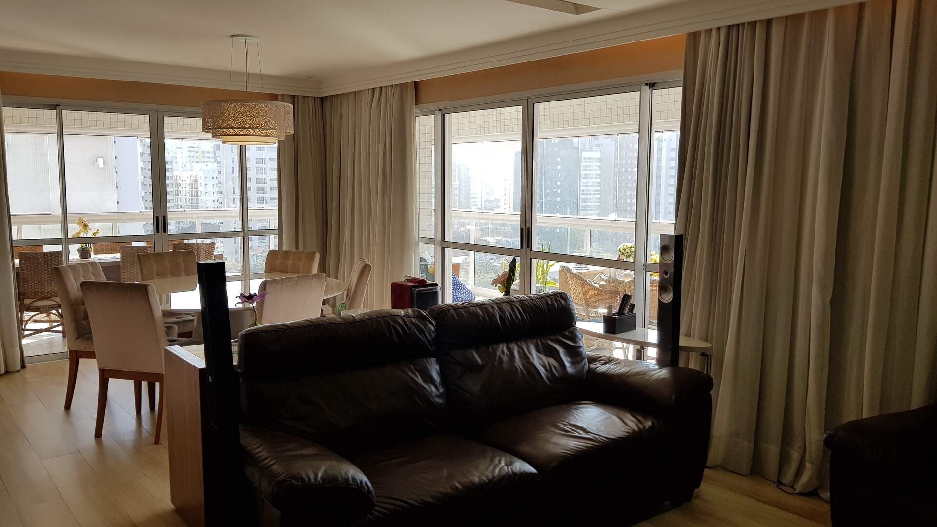 Apartamento à venda no Embaré: 