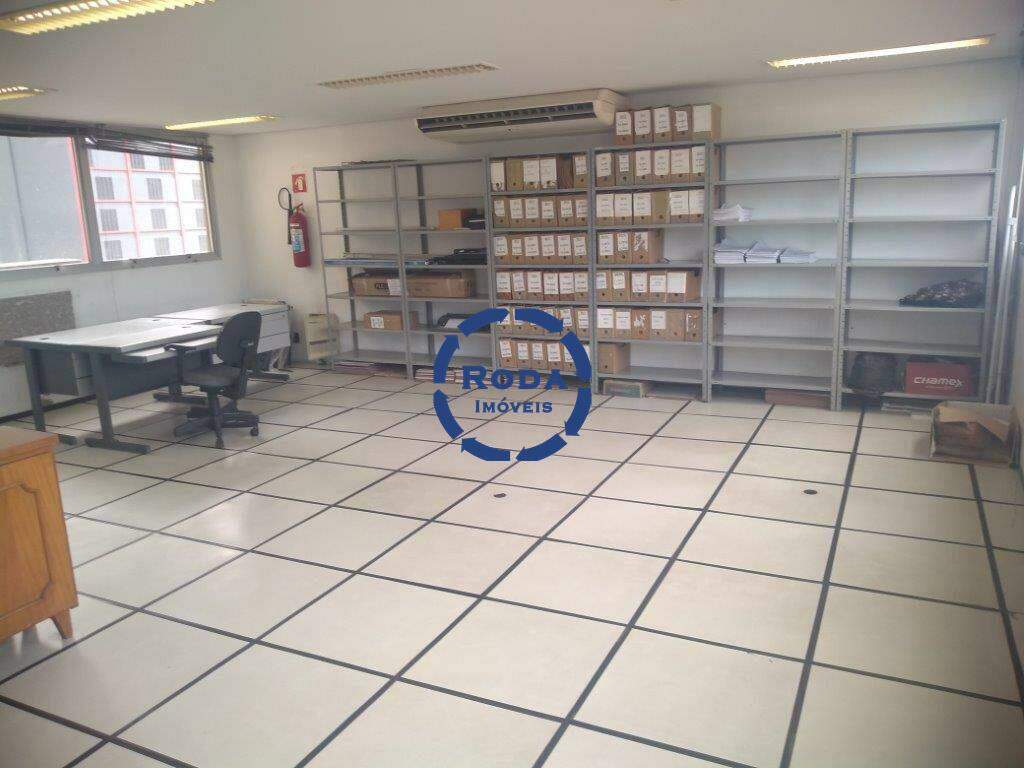 Sala à venda no Centro:
