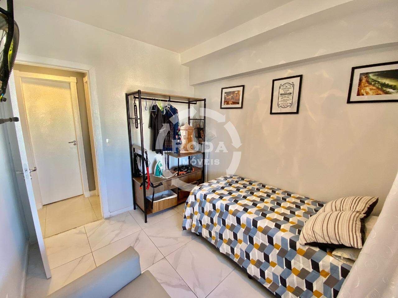 Apartamento à venda no Encruzilhada: 