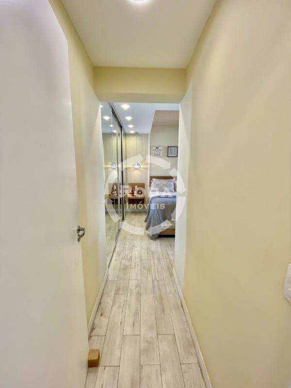 Apartamento à venda no Encruzilhada: 