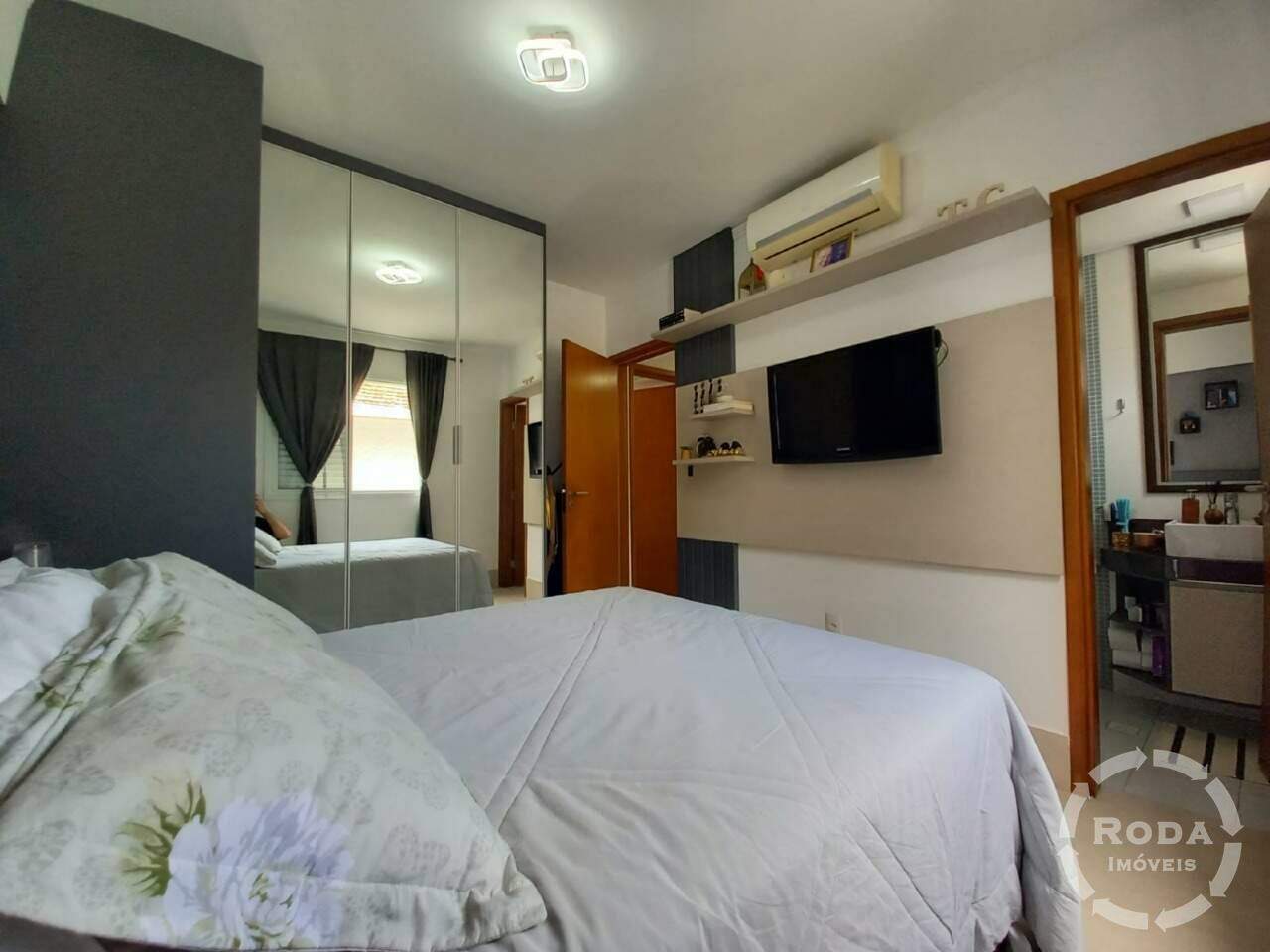 Cobertura à venda no Ponta da Praia: 