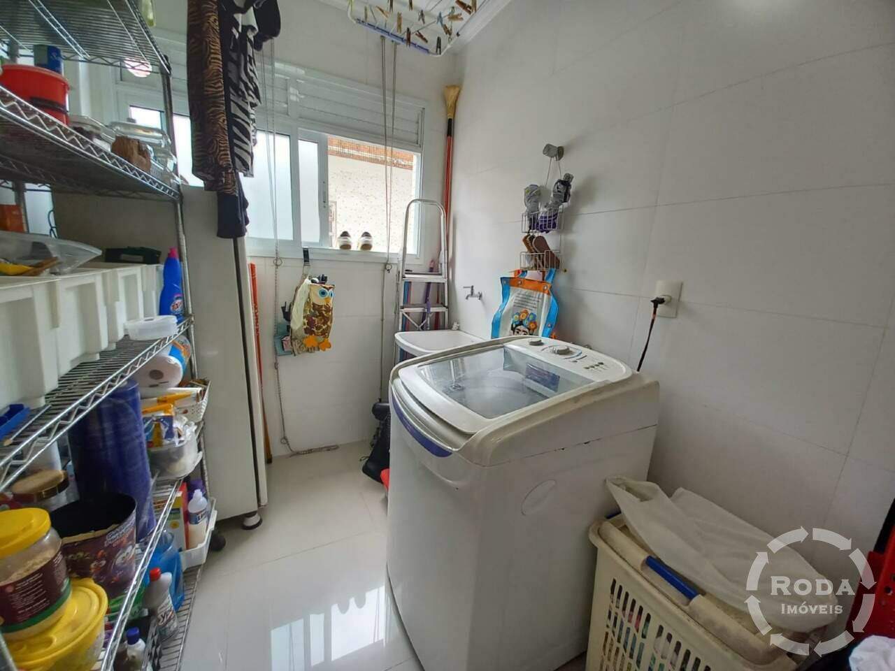 Cobertura à venda no Ponta da Praia: 