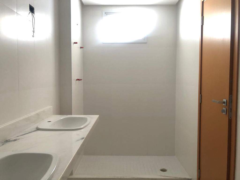 Apartamento à venda no Embaré: 