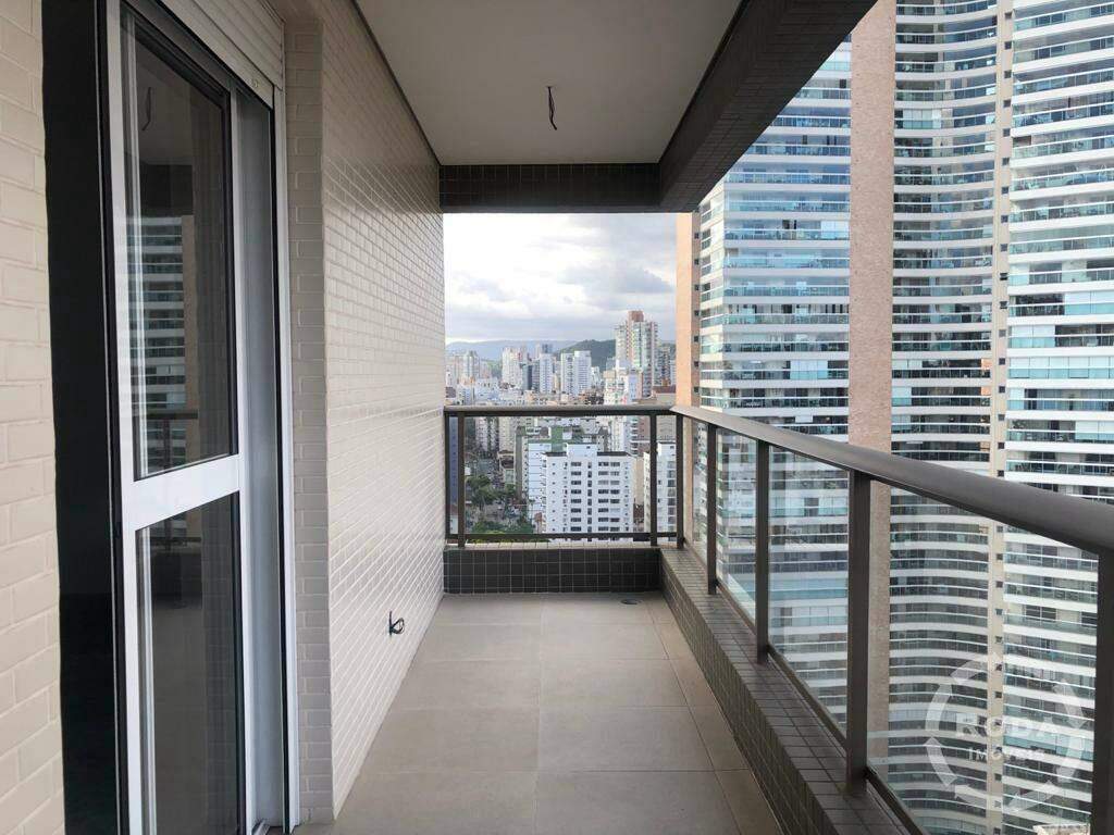 Apartamento à venda no Embaré: 