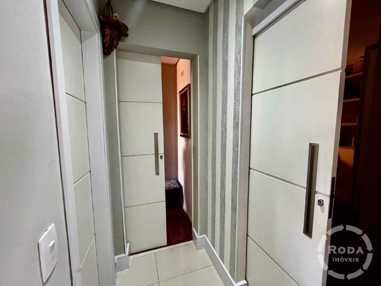 Apartamento à venda no Encruzilhada: 