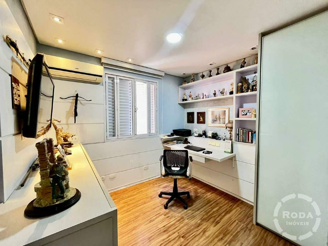 Apartamento à venda no Encruzilhada: 