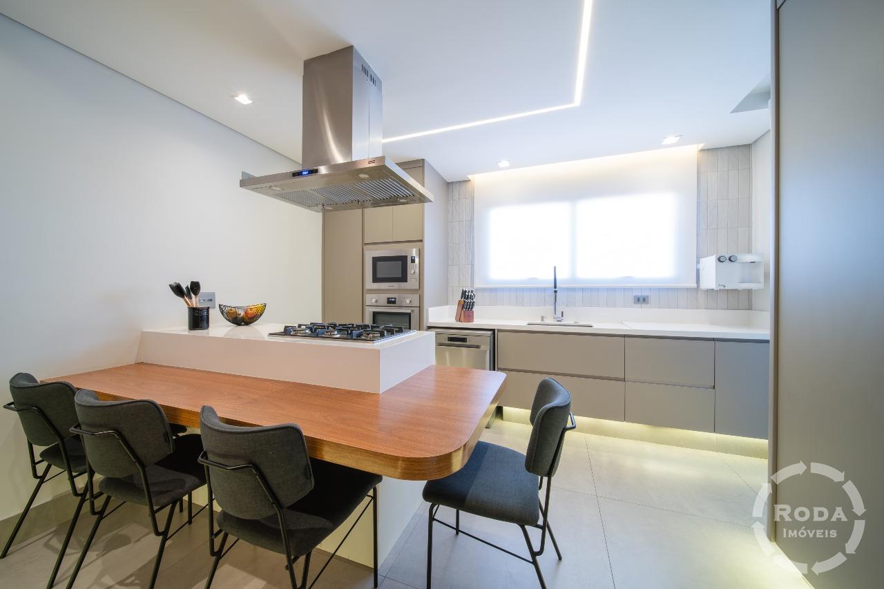 Cobertura à venda no Embaré: 