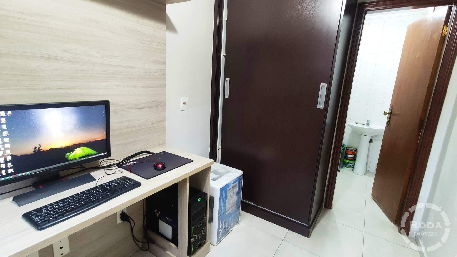 Apartamento à venda no Ponta da Praia: 