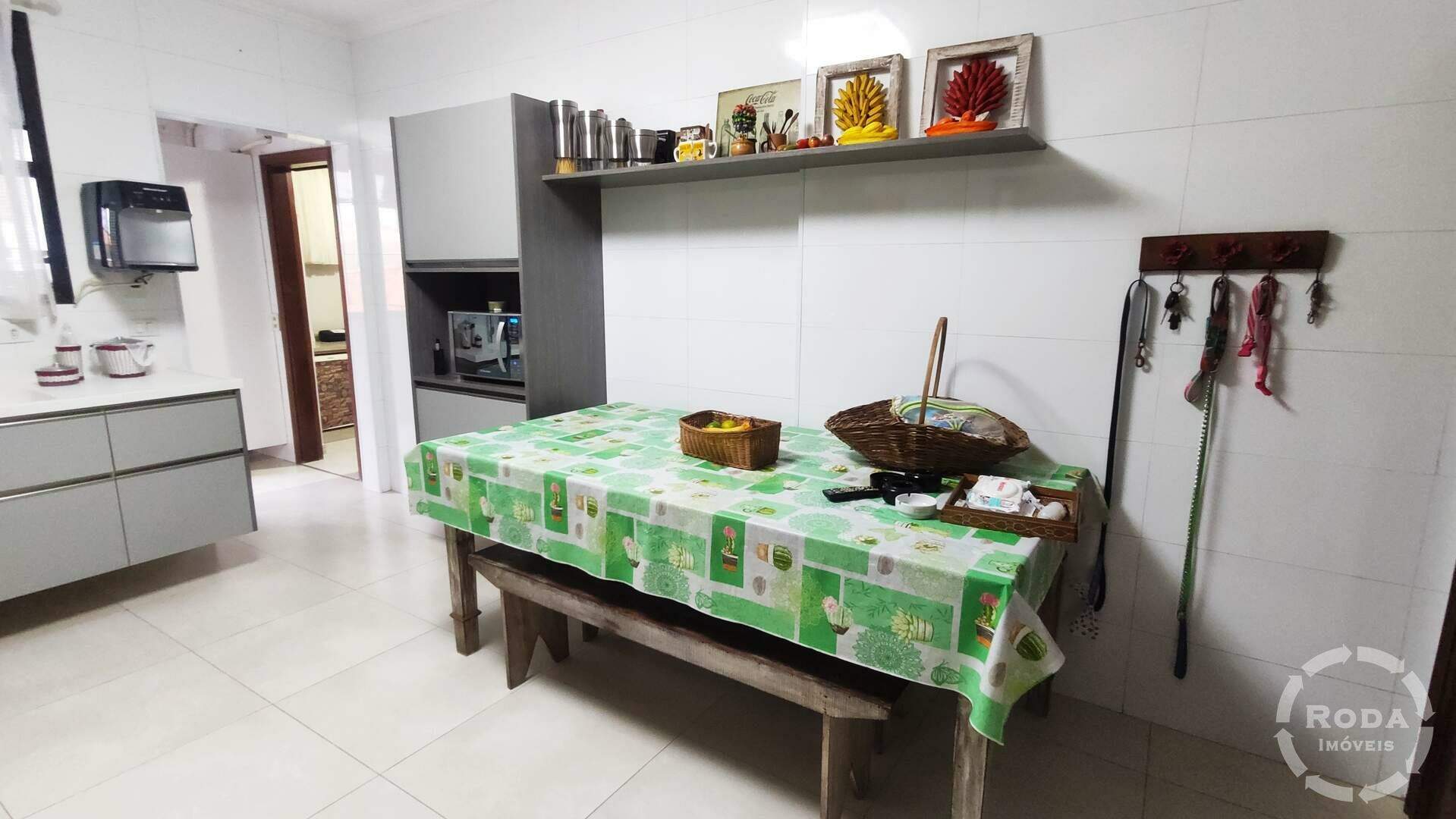 Apartamento à venda no Ponta da Praia: 