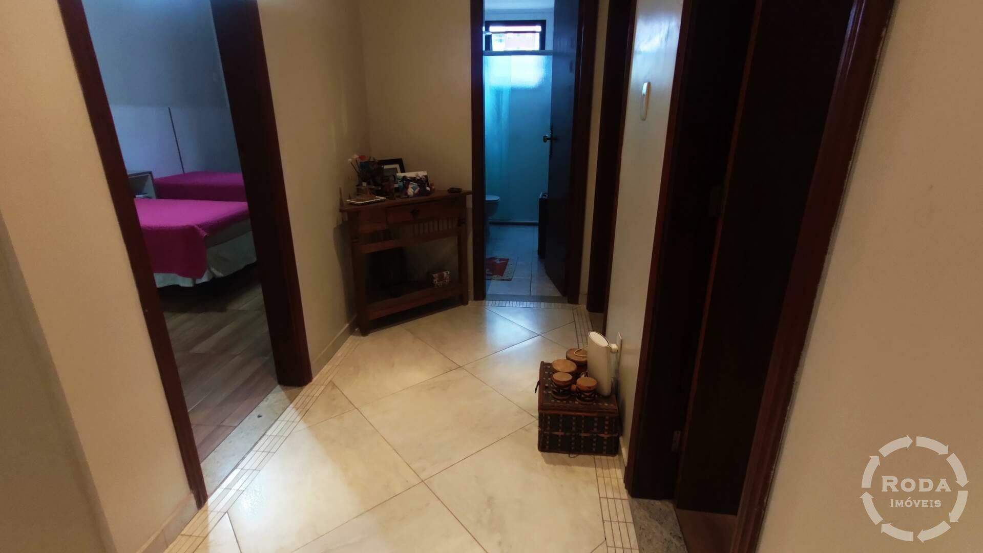 Apartamento à venda no Ponta da Praia: 