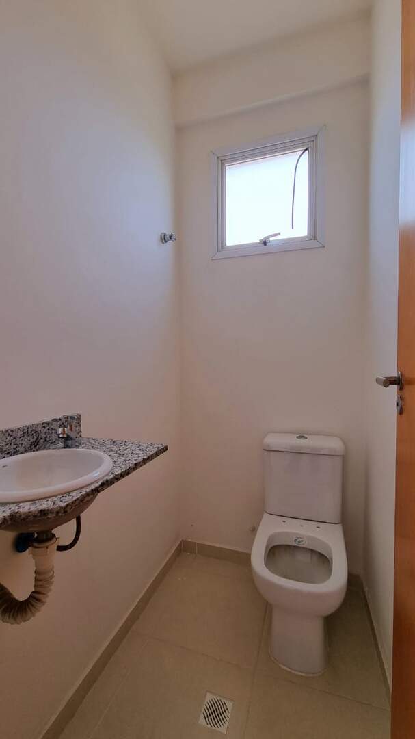 Apartamento Duplex à venda no Encruzilhada: 