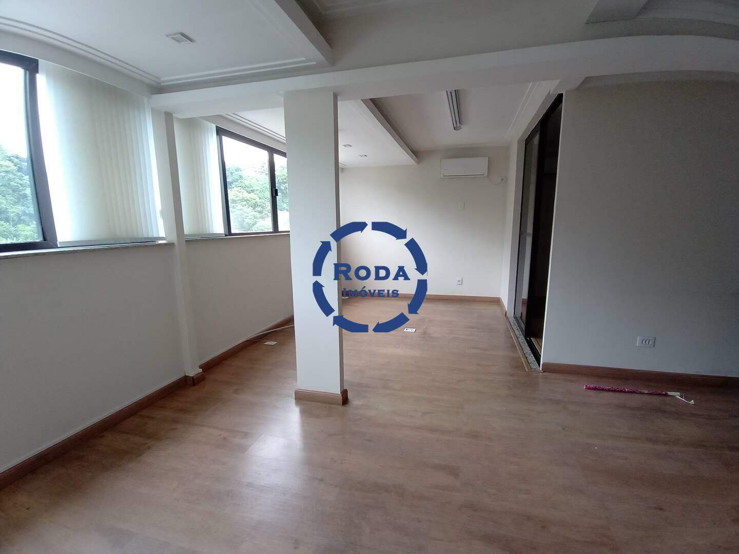 Conjunto Comercial para aluguel no Centro: