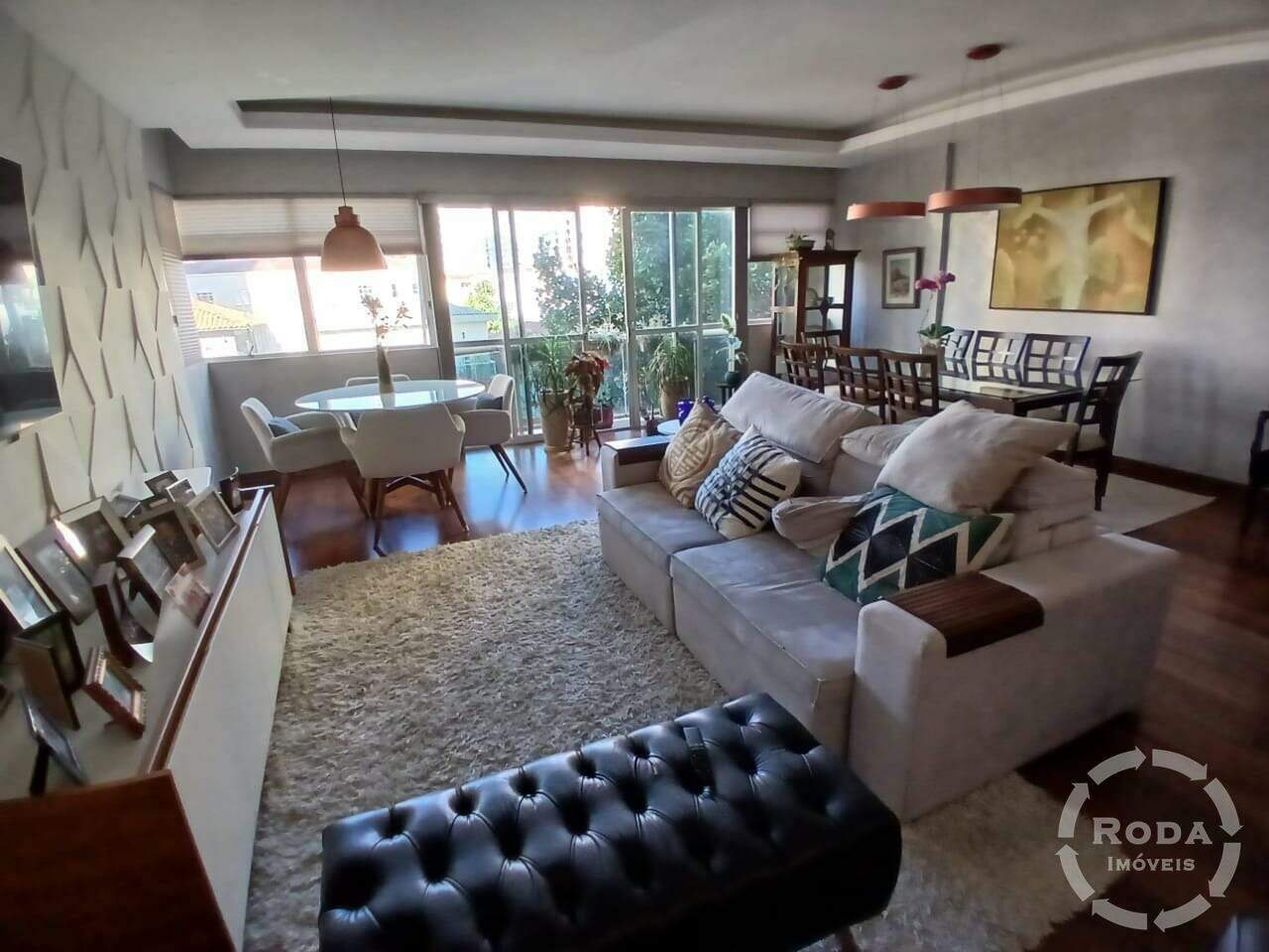 Apartamento à venda no Embaré: 