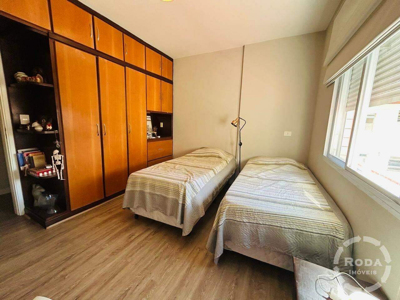 Apartamento à venda no Embaré: 