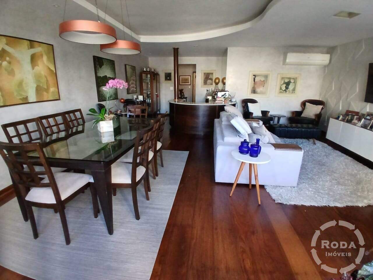 Apartamento à venda no Embaré: 