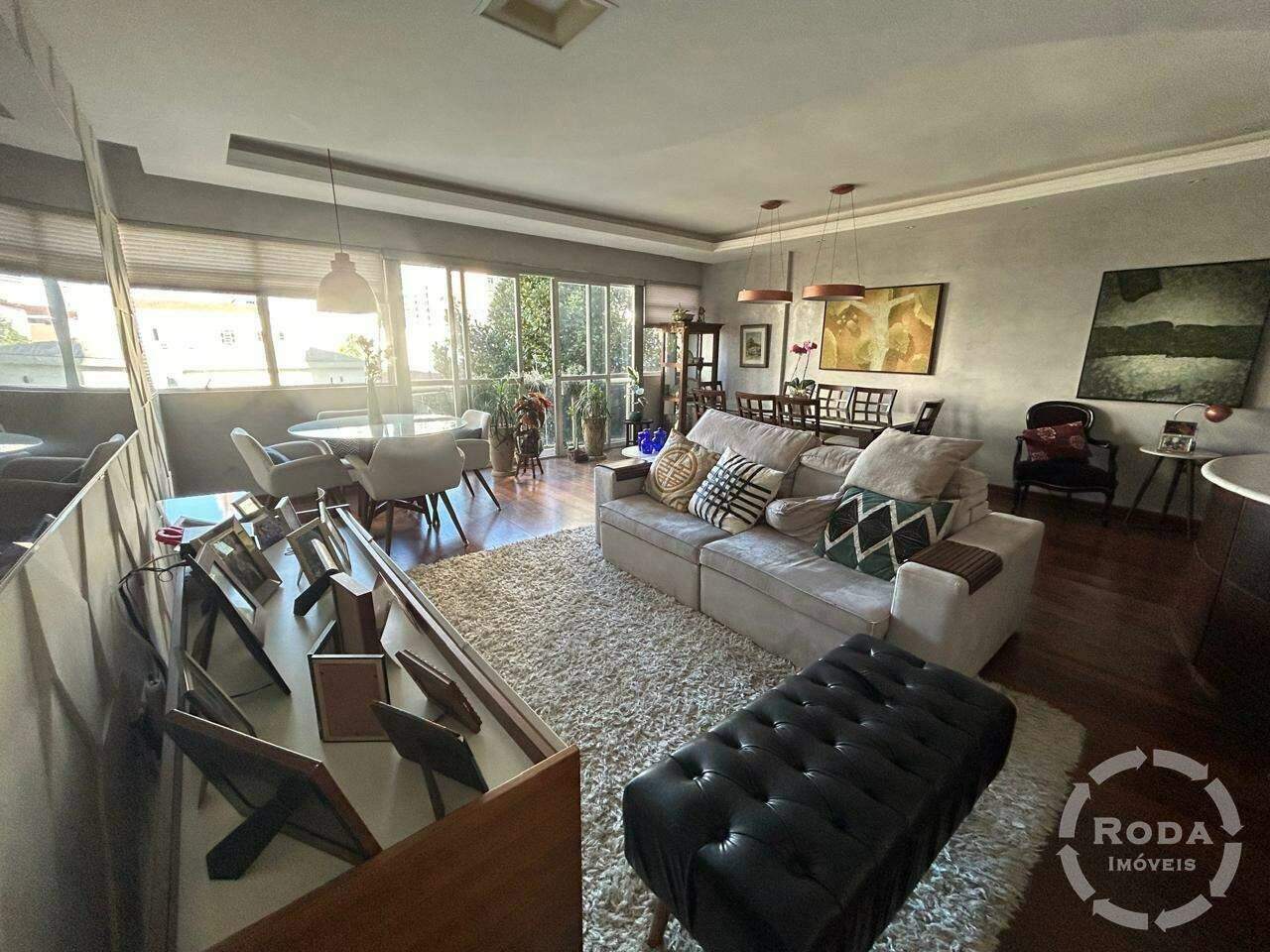 Apartamento à venda no Embaré: 