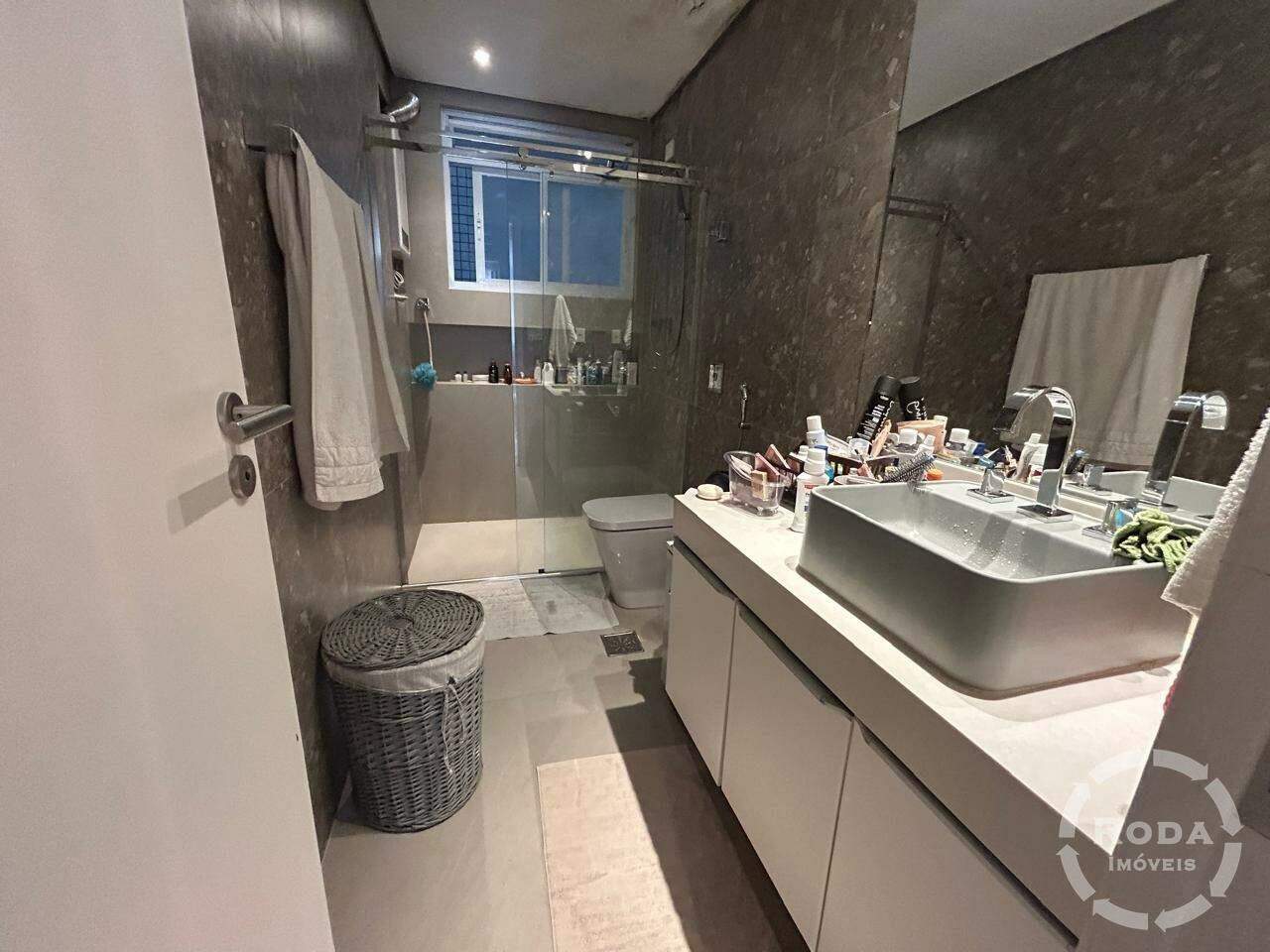 Apartamento à venda no Embaré: 