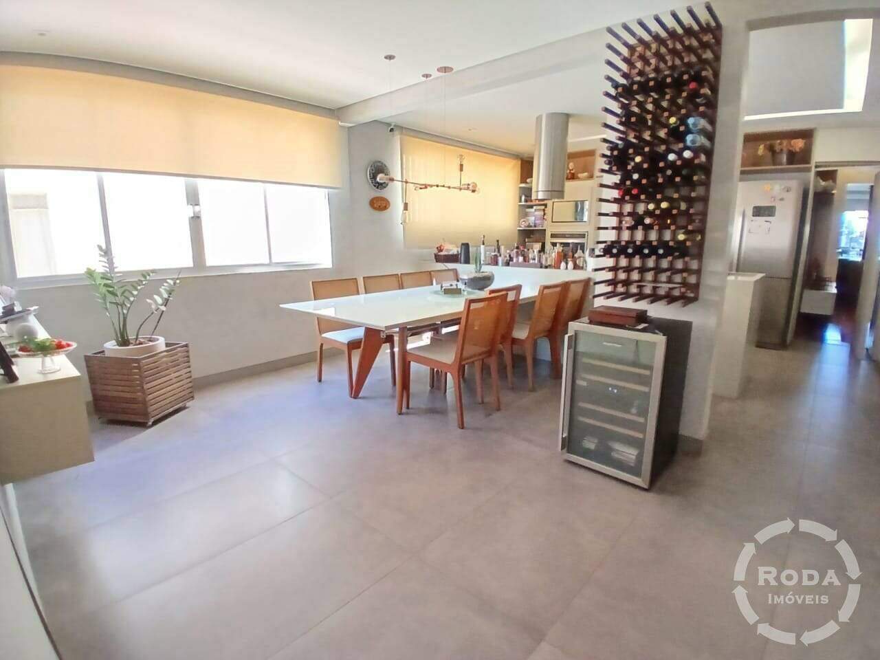 Apartamento à venda no Embaré: 
