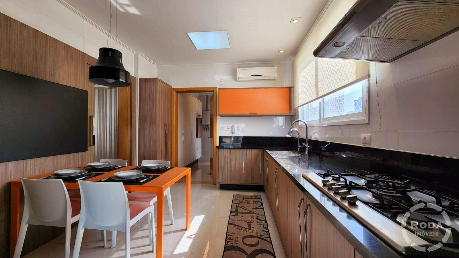 Apartamento à venda no Embaré: 