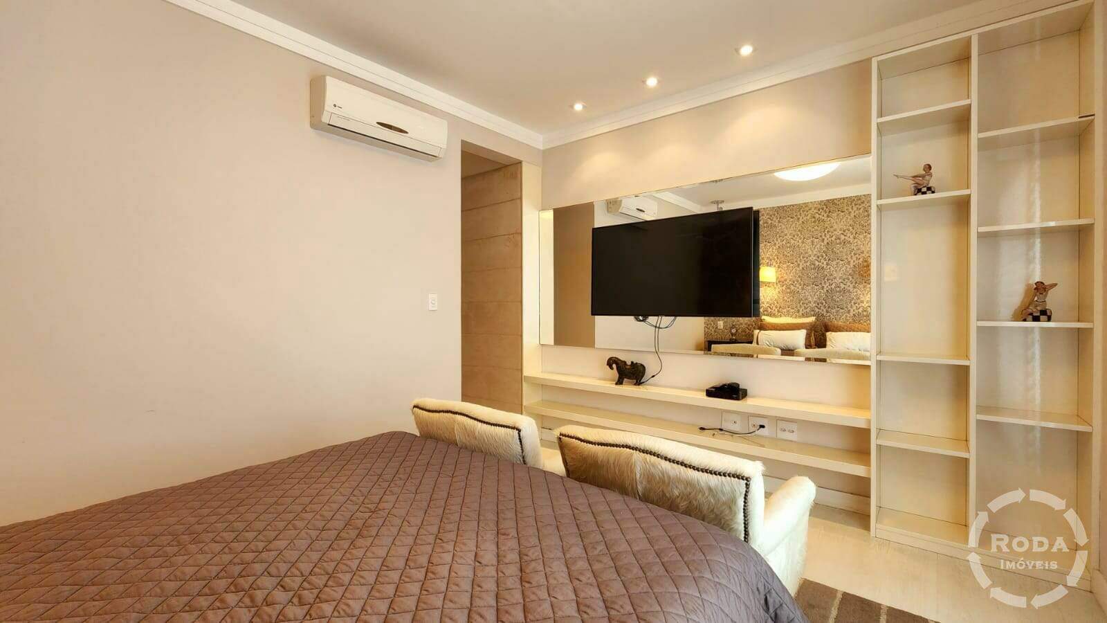 Apartamento à venda no Embaré: 