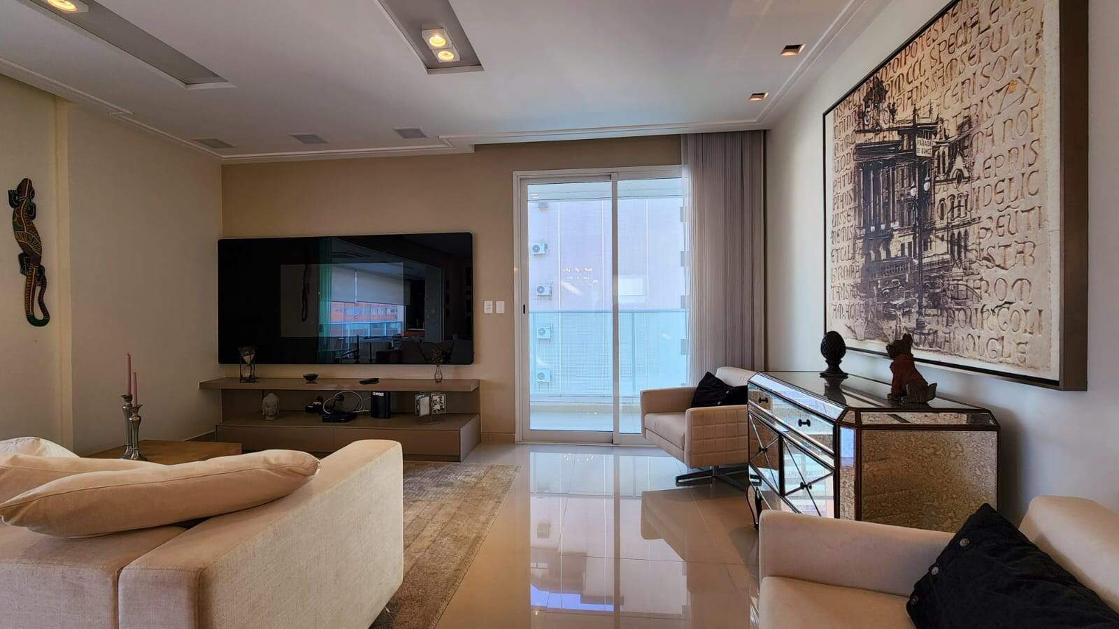 Apartamento à venda no Embaré: 