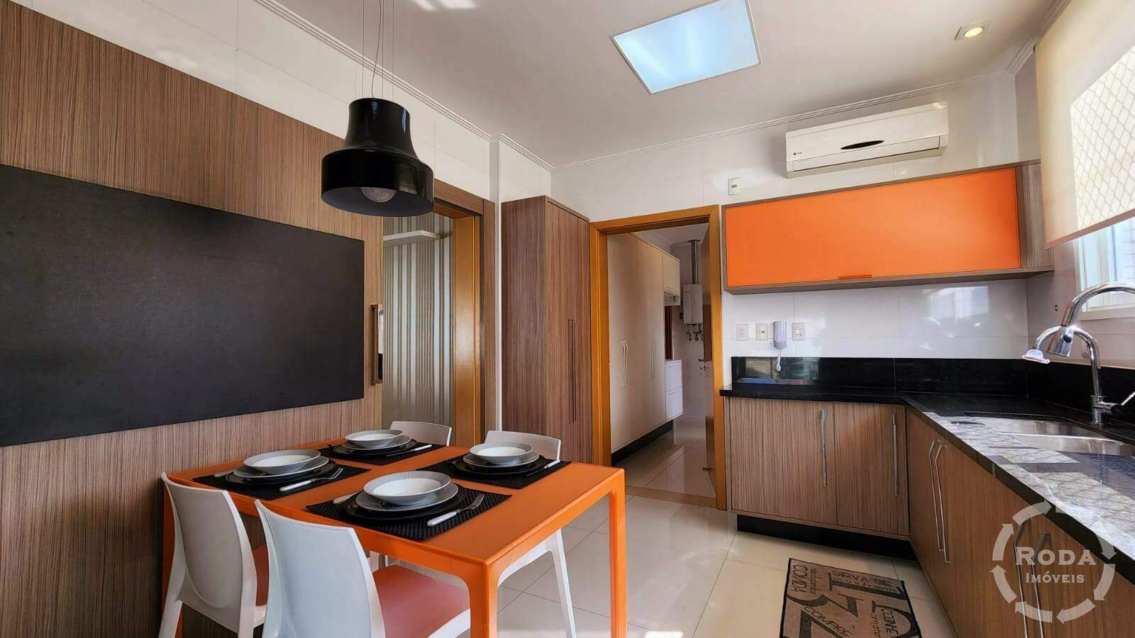 Apartamento à venda no Embaré: 