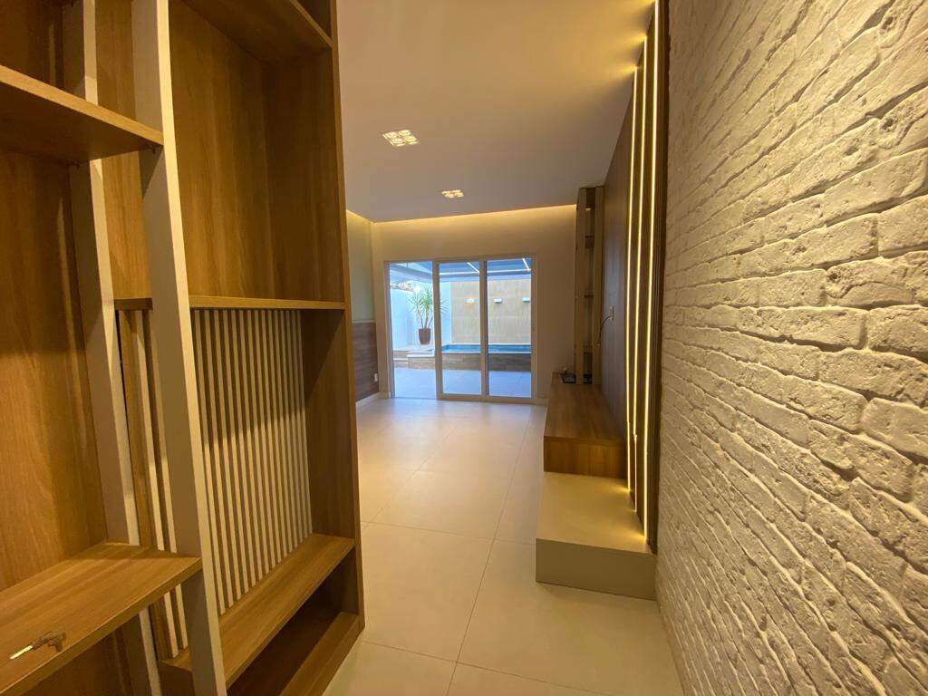 Casa para aluguel no Campo Grande: 