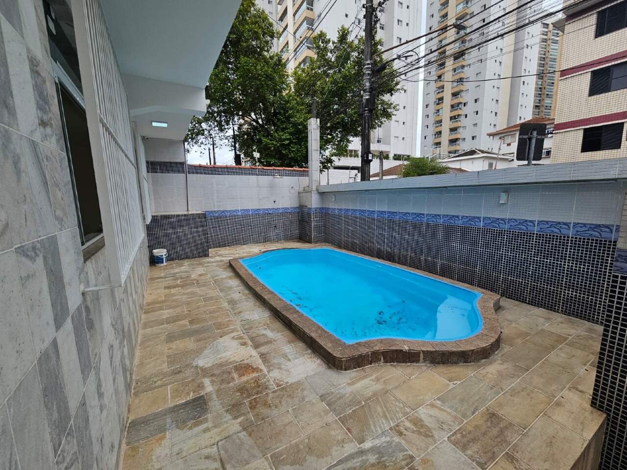 Sobrado à venda no Ponta da Praia: 