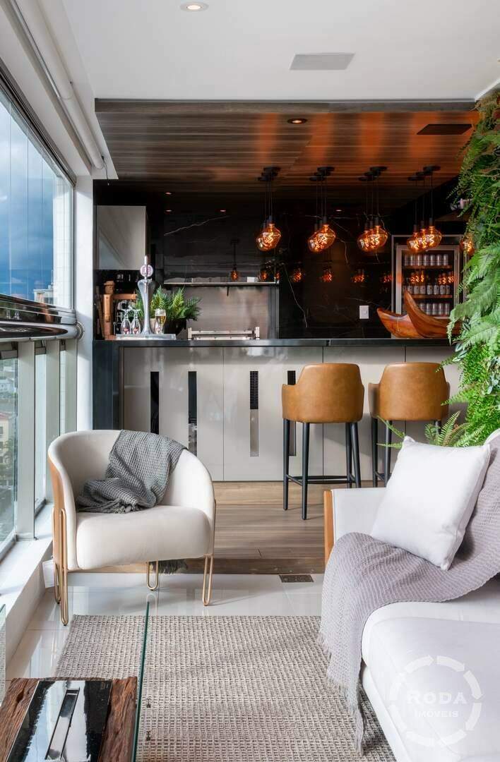 Apartamento à venda no Ponta da Praia: 