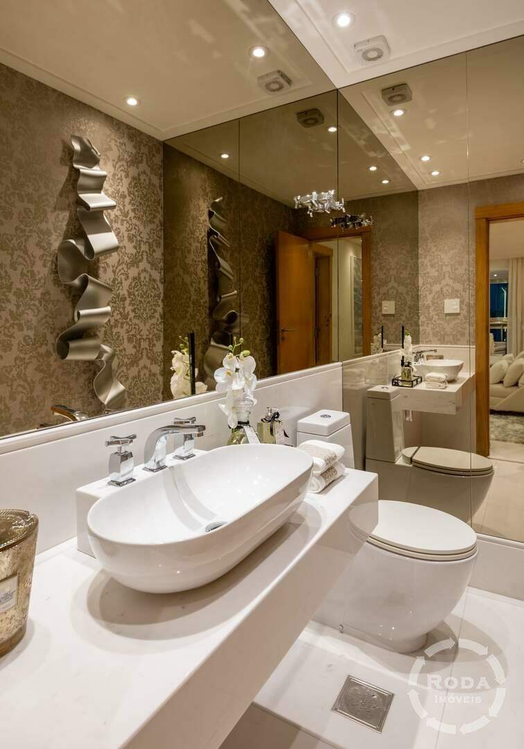 Apartamento à venda no Ponta da Praia: 