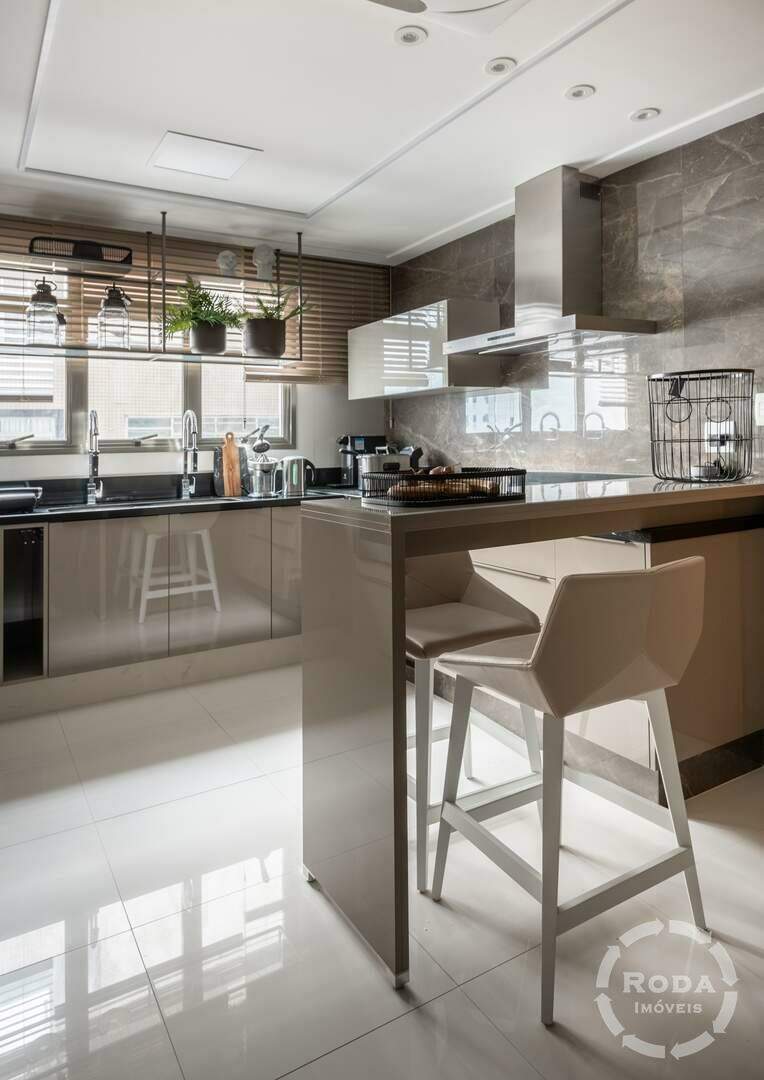 Apartamento à venda no Ponta da Praia: 