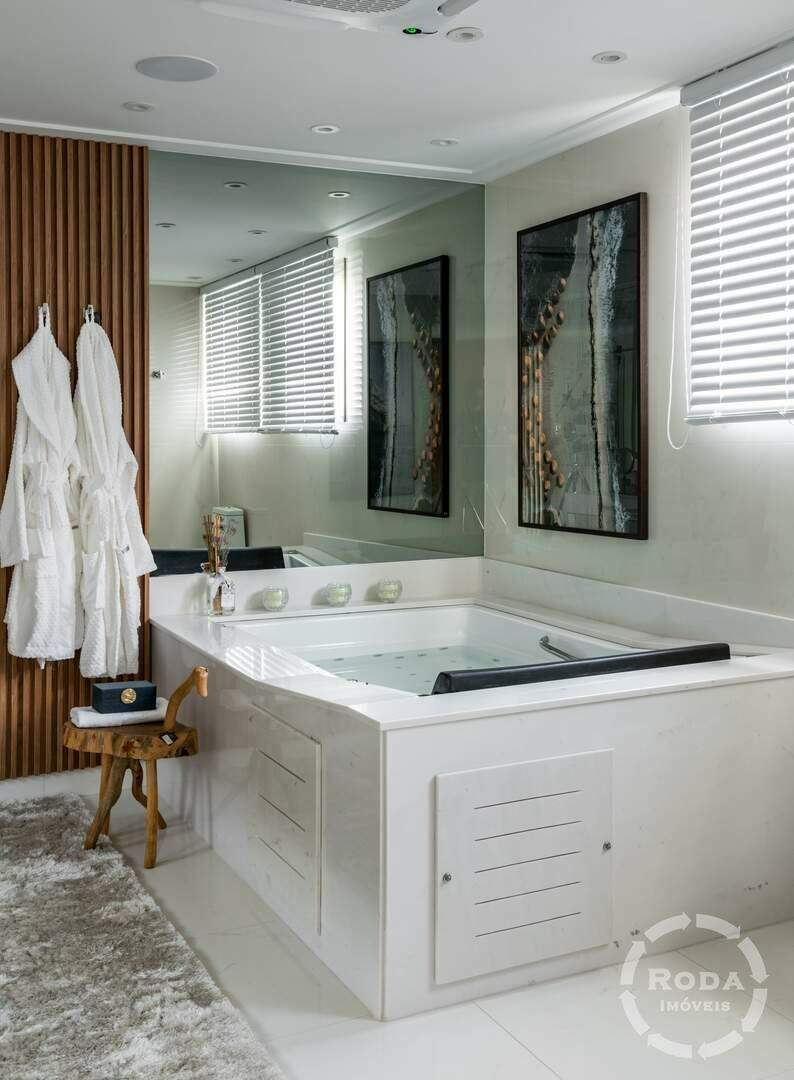 Apartamento à venda no Ponta da Praia: 