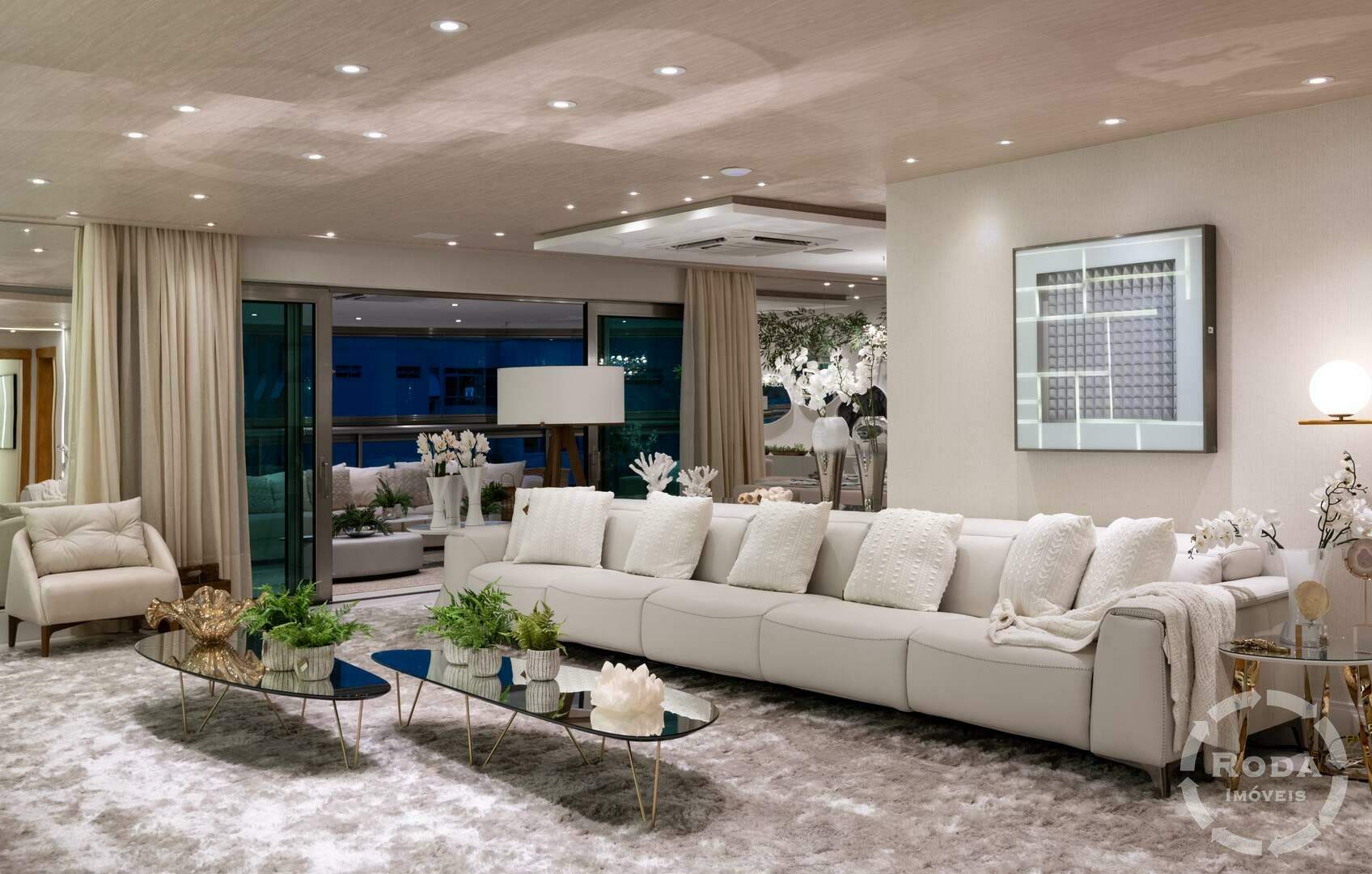 Apartamento à venda no Ponta da Praia: 