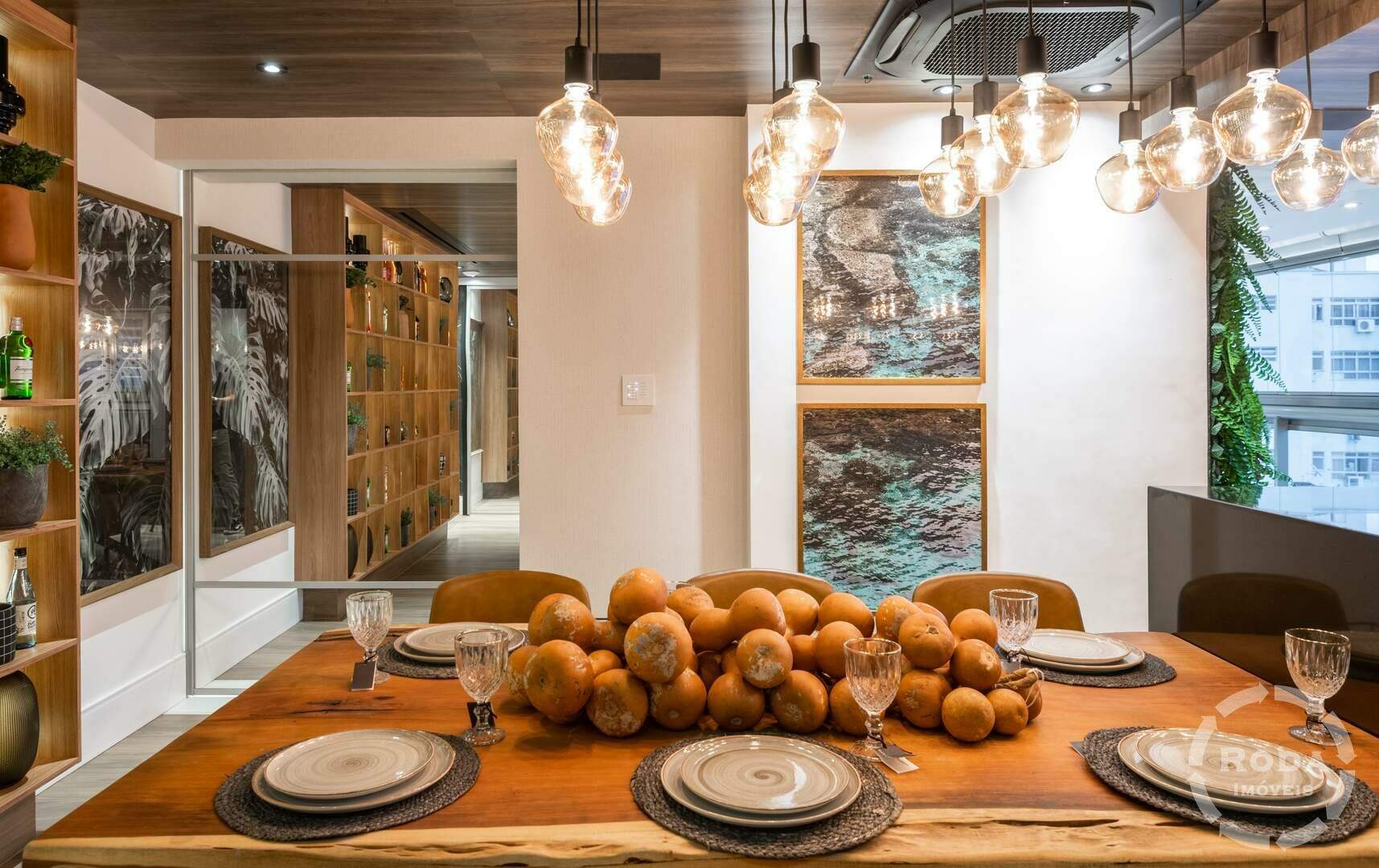 Apartamento à venda no Ponta da Praia: 