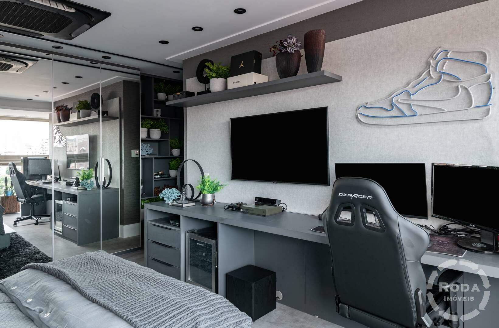 Apartamento à venda no Ponta da Praia: 