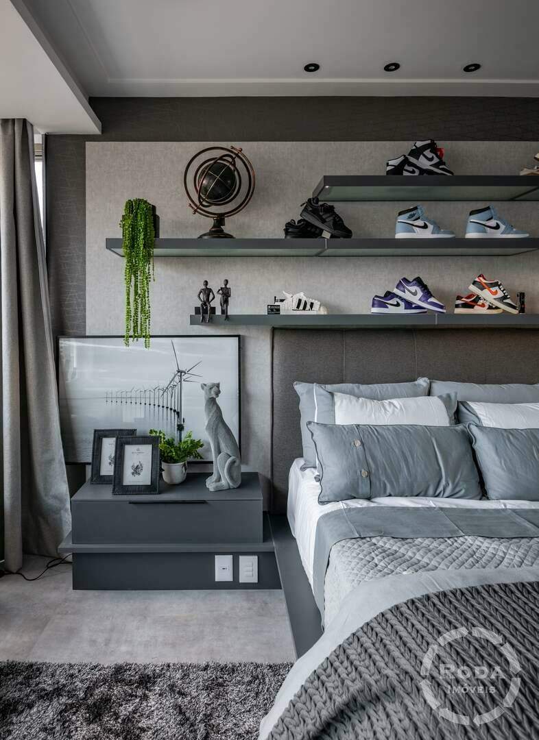 Apartamento à venda no Ponta da Praia: 