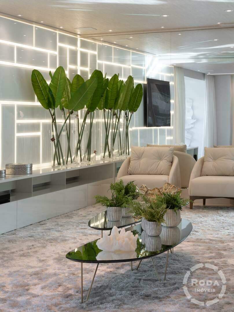 Apartamento à venda no Ponta da Praia: 