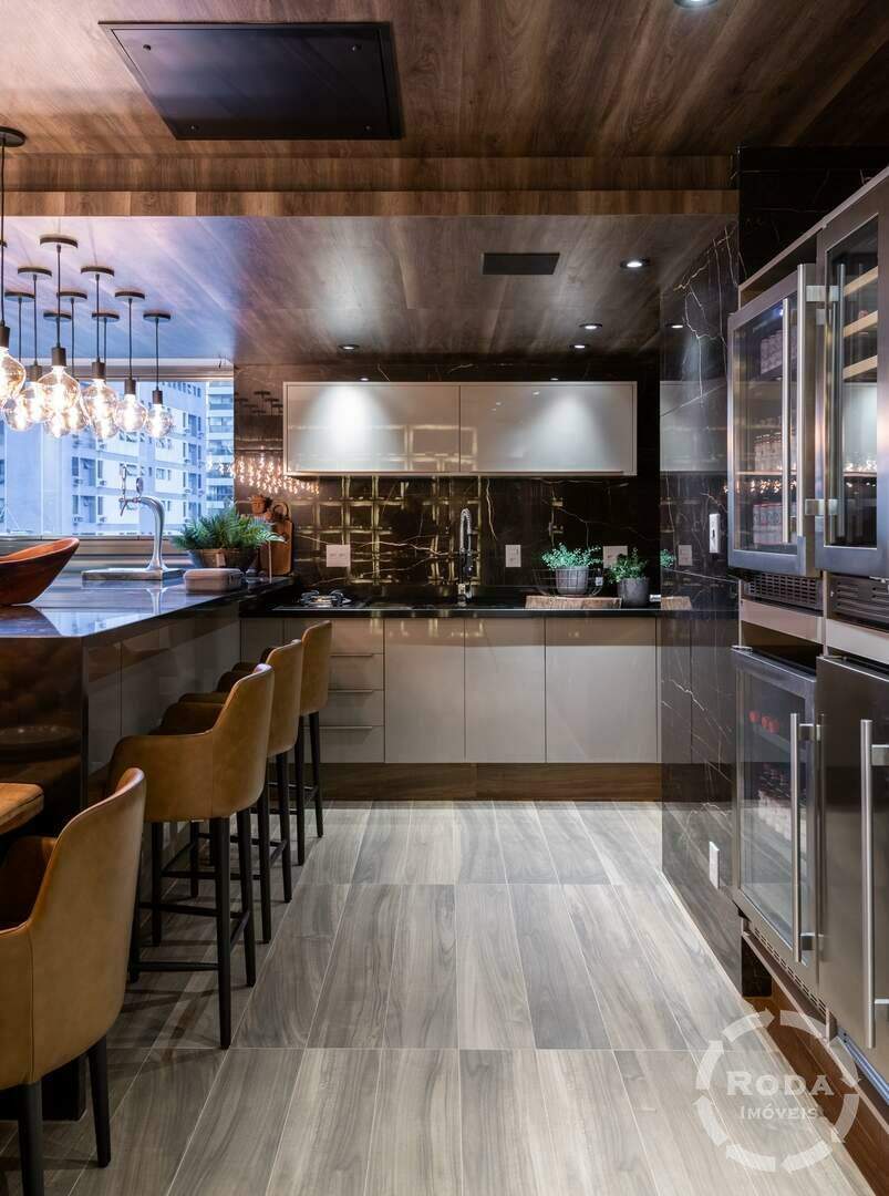 Apartamento à venda no Ponta da Praia: 