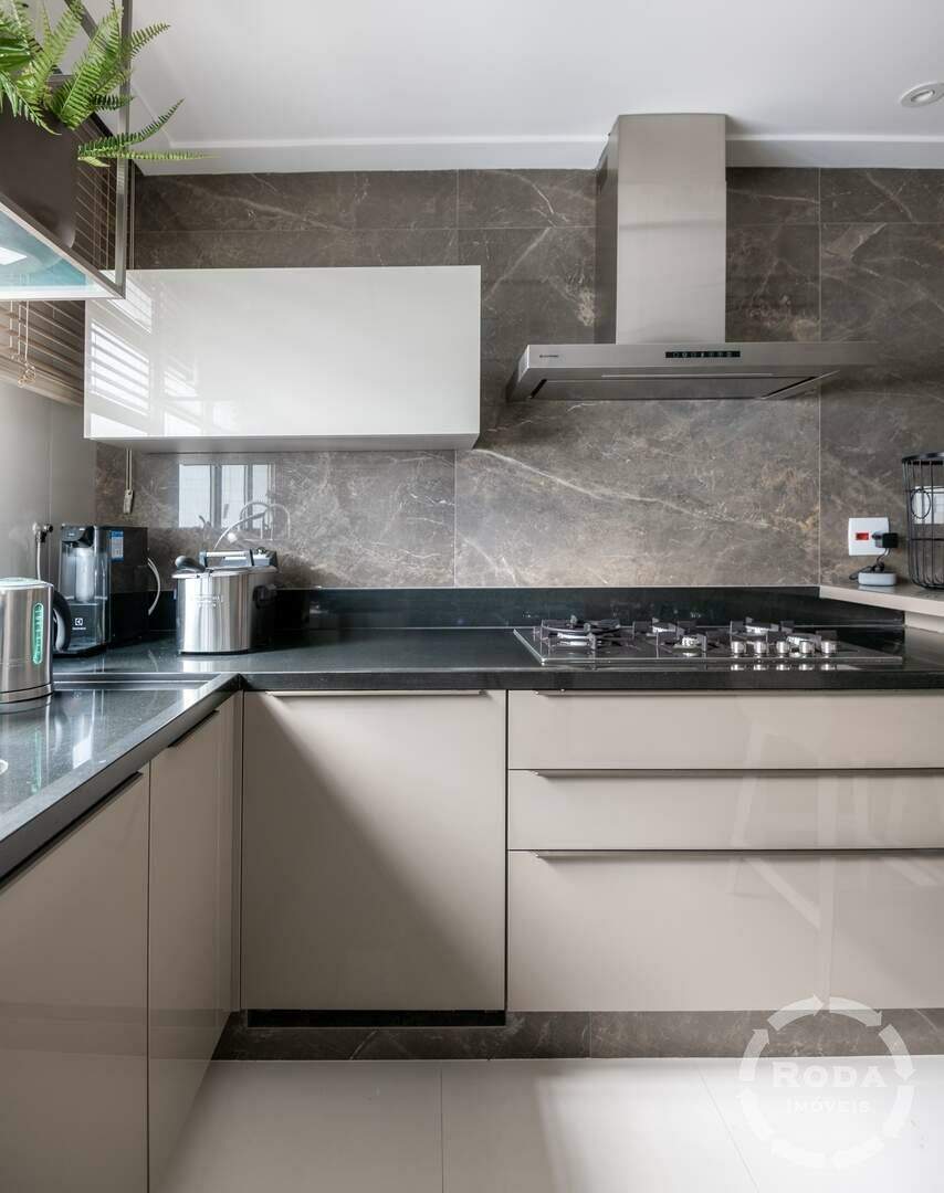 Apartamento à venda no Ponta da Praia: 