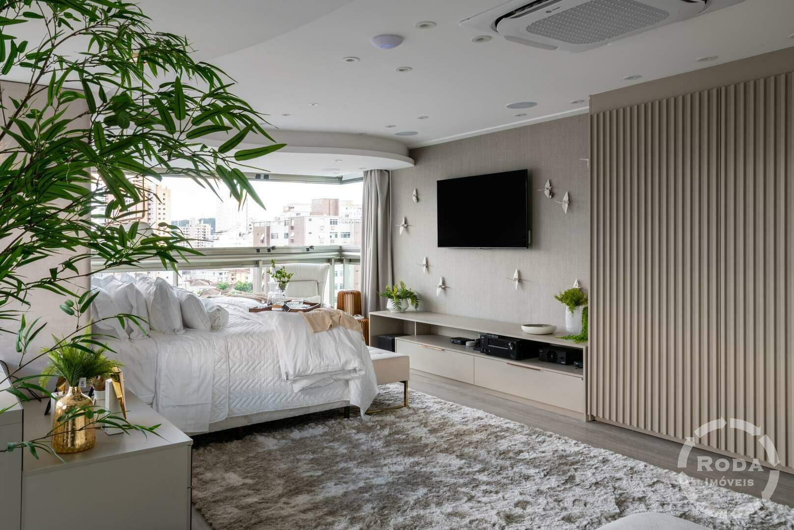 Apartamento à venda no Ponta da Praia: 