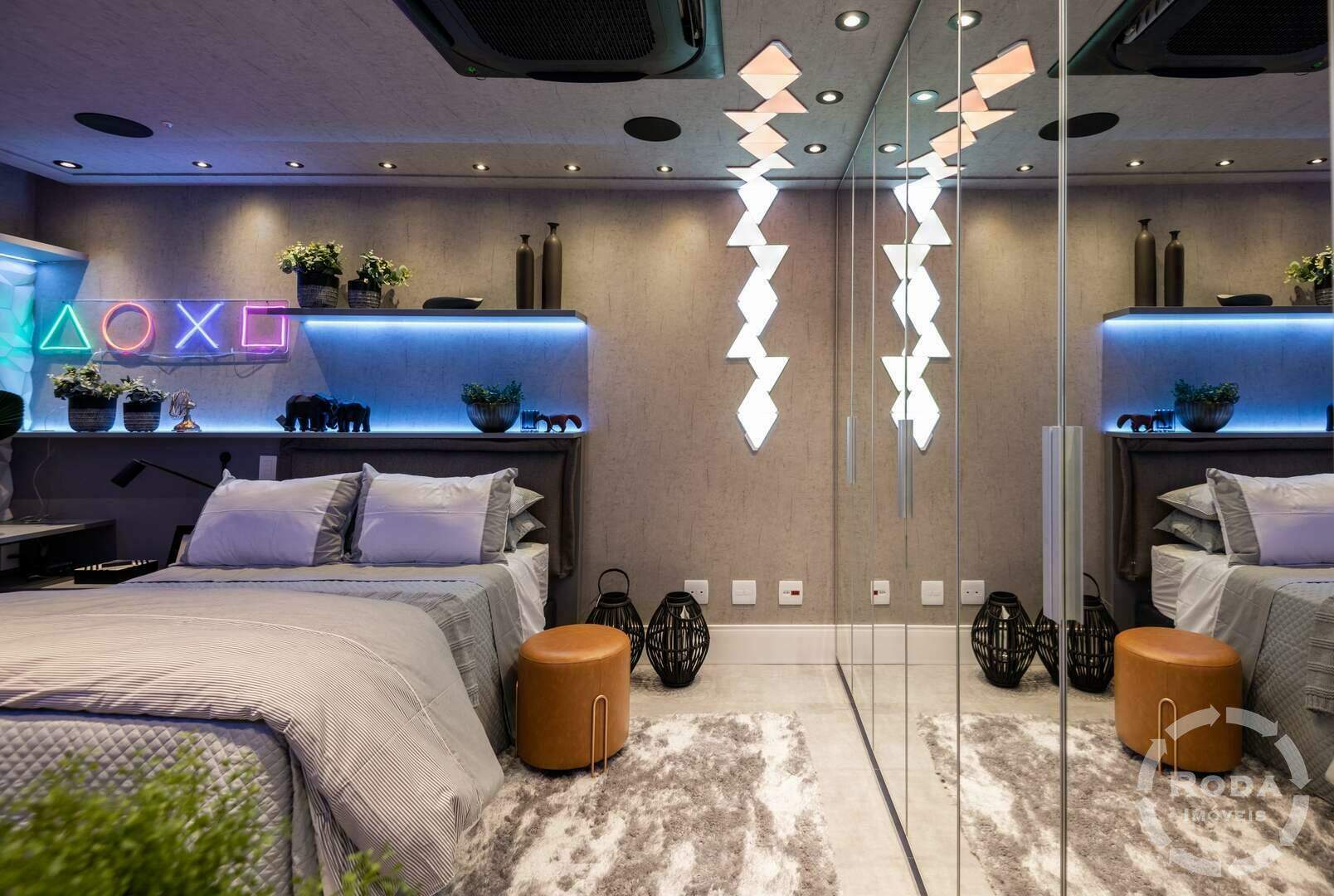 Apartamento à venda no Ponta da Praia: 