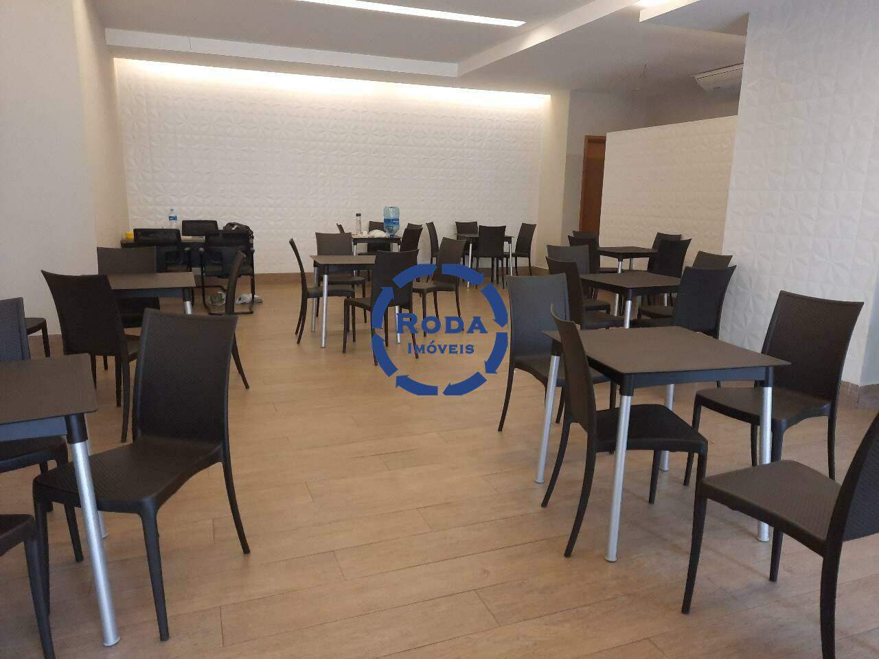 Apartamento à venda no Embaré: 