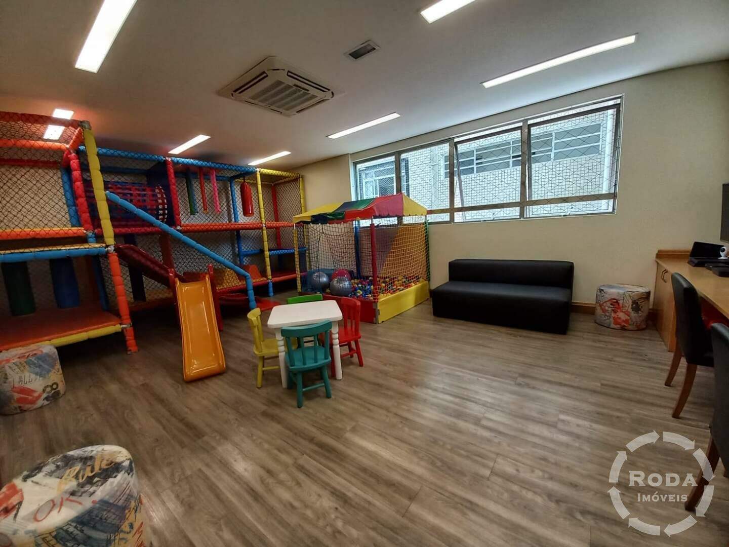 Apartamento à venda no Ponta da Praia: 