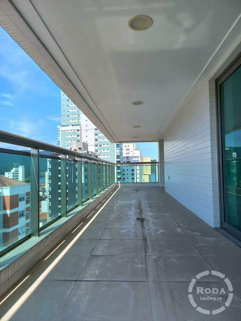 Apartamento à venda no Ponta da Praia: 