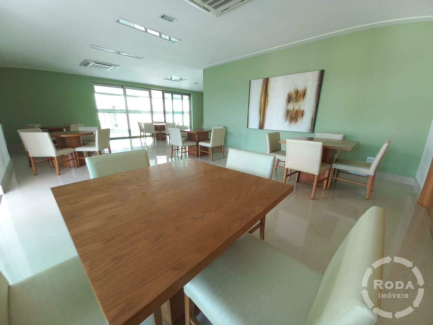 Apartamento à venda no Ponta da Praia: 
