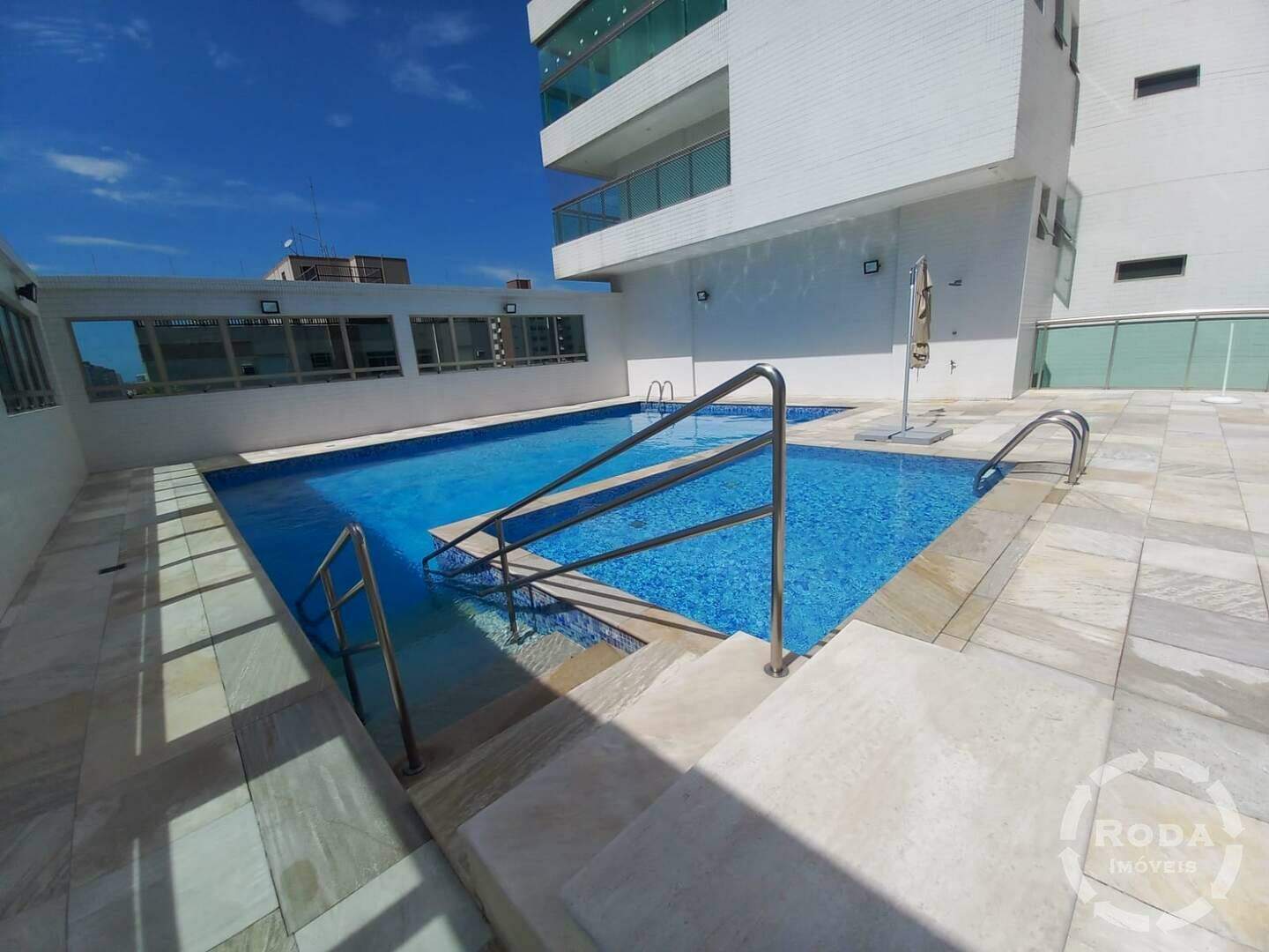 Apartamento à venda no Ponta da Praia: 
