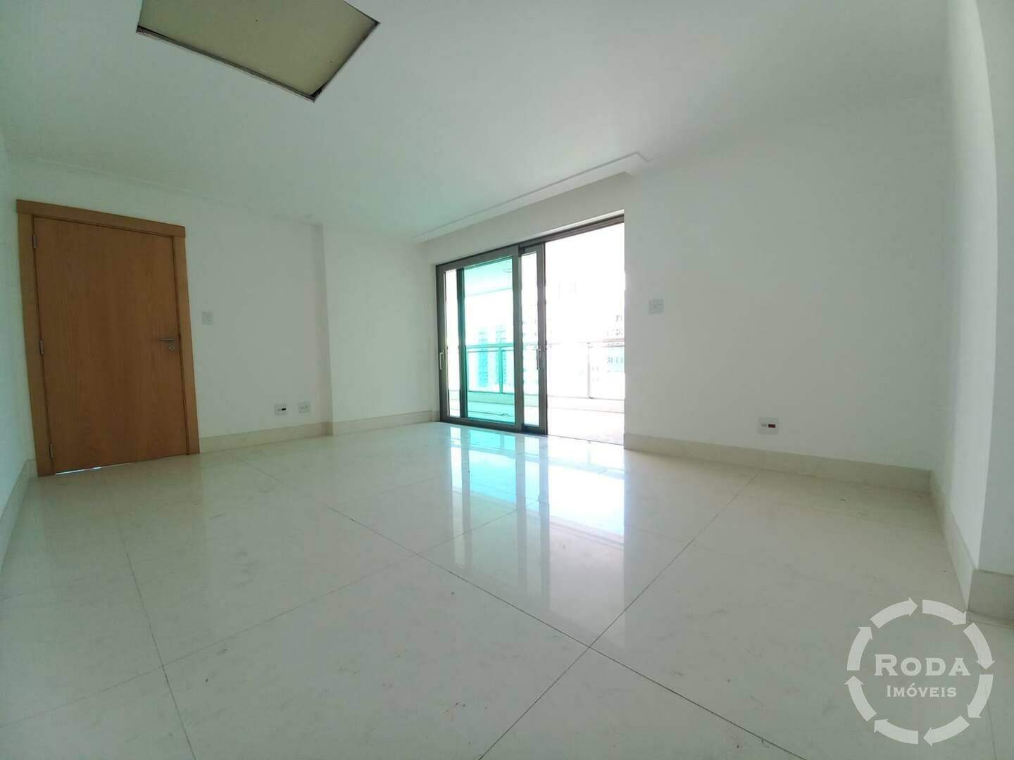 Apartamento à venda no Ponta da Praia: 