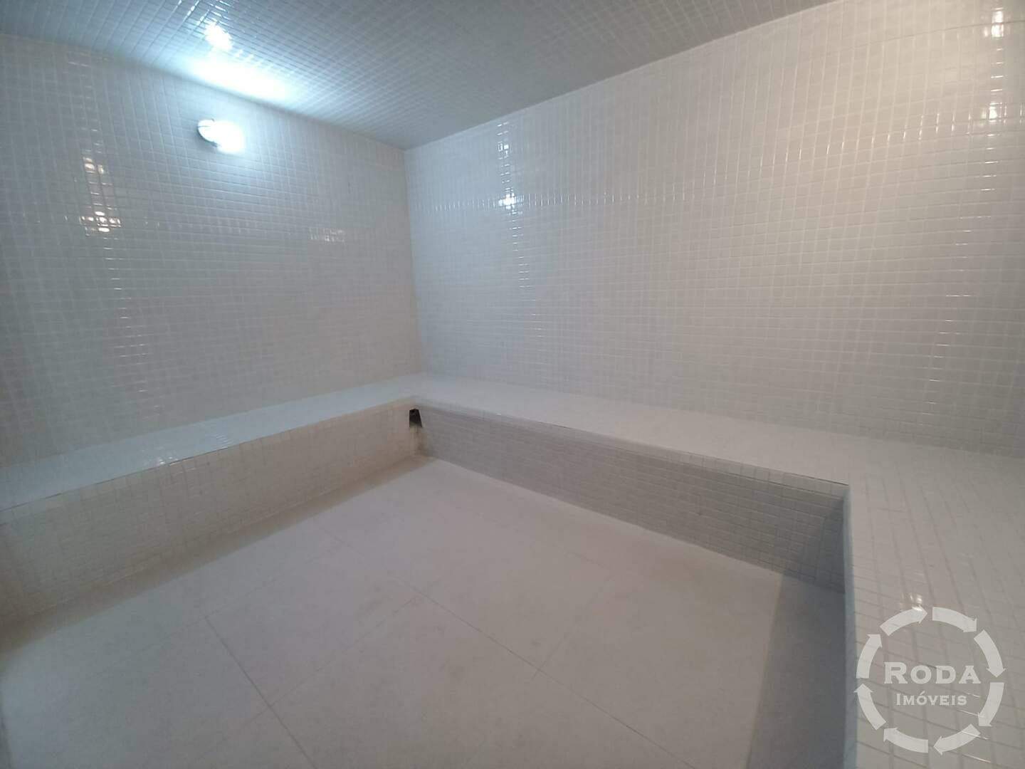 Apartamento à venda no Ponta da Praia: 