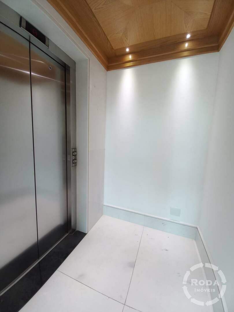Apartamento à venda no Ponta da Praia: 